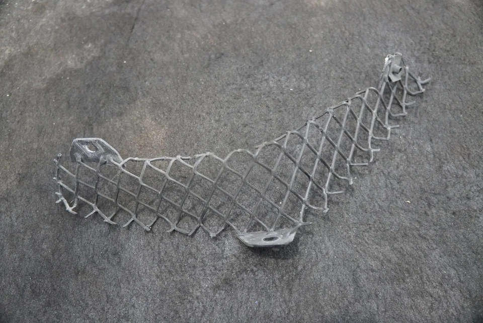 Panel basculante izquierdo radiador aire rejilla guía 470853653A Lamborghini Aventador 15 Foto 1 de 3