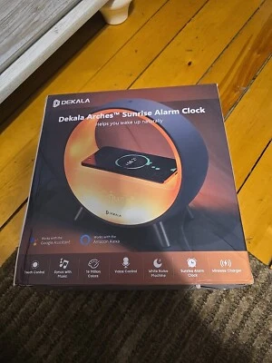 Dekala Arches Gradual Sunrise Alarm Clock with Wireless Charging. - Image 1 of 4
