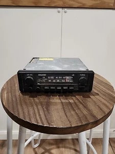Holden Car Radio - Picture 1 of 16