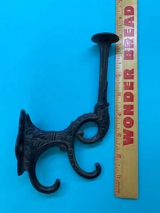 Antique Cast Iron Wall Double Hook Victorian Ornate Coat Hat Hanger Vintage - Picture 1 of 4