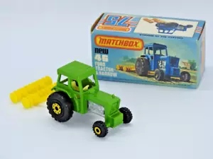 Matchbox Superfast Mint IN Scatola Ford Trattore & Harrow Metallico Verde No.46 - Foto 1 di 10