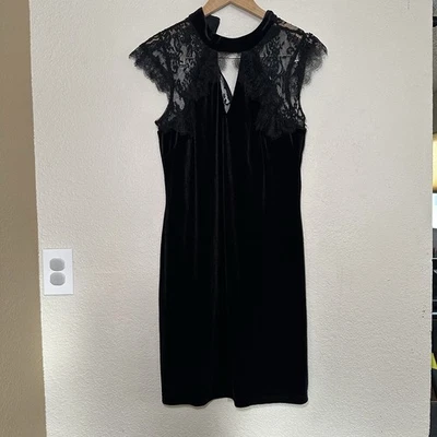 WHITE HOUSE BLACK MARKET  Women Size 10 Velvet Shift Dress Lace Black Cocktail - Image 1 of 4