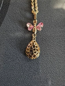 Mary Kay "You Can Do It" gold tone pink jeweled bee honeycomb necklace New - Picture 1 of 4