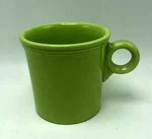 Homer Laughlin Fiestaware Lime Green Coffee Mug Cup 3 5/8" D 3 1/2" H USA - Picture 1 of 6