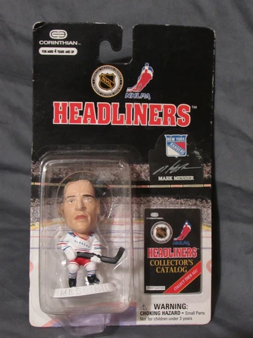 Mark Messier 1997 Corinthian NHLPA Headliners 3" Figure NY Rangers uniform NIB Cover