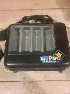 Wii Party Power Box 4 Mando Estación de Carga y Estuche de Transporte - Imagen 1 de 7