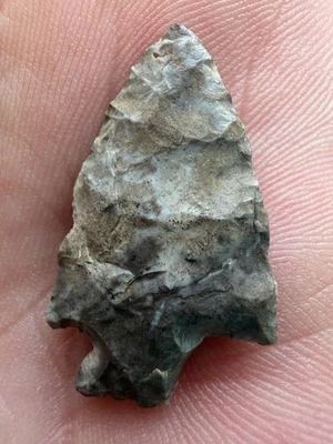 Authentic Pennsylvania Indian Artifact Archaic Expanding Stem Point Arrowhead - Image 1 of 4