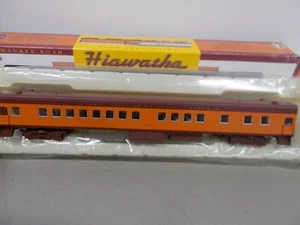 FOX VALLEY # 10102 ~ MILWAUKEE ROAD - HIAWATHA BUNK CAR # 4446 ~HO SCALE - Imagen 1 de 7