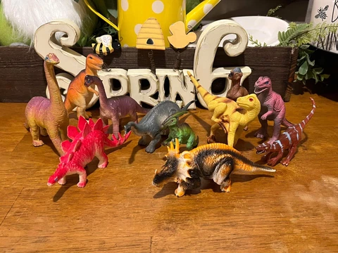 Vintage Dinosaur Plastic Figurines Trex Stegosaurus Velociraptor ETC Lot Of 11 Cover