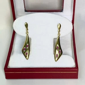 Ruby Dangle Earrings Studs - 9ct Solid Gold - 2.52gram- Size 29mm drop. - Picture 1 of 2