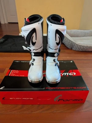 BOTAS FORMA PREDATOR 2.0 - Imagem 1 de 4