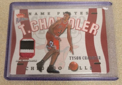 TYSON CHANDLER 2002-03 FLEER PLATINUM NAME PLATES GAME WORN PATCH SP/355 #N-TC - Image 1 of 2