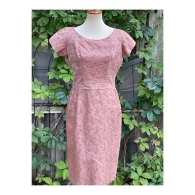 Vestido midi anos 50 e 60 bordado malha coquetel mexer pinup Rockabilly tamanho M/G  - Imagem 1 de 4