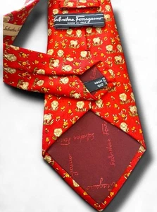 SALVATORE FERRAGAMO Krawatte Animal Print Kühe Handarbeit Italien rot 100% Seide Krawatte - Bild 1 von 22
