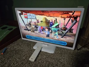 LG TV 1080p HD 24LF4520-WU 24” LED Working White HDMI Composite Component VGA - Picture 1 of 12