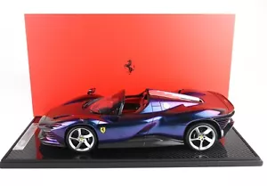 1/12 BBR Ferrari Daytona SP3 Serie Icona Chamaleon viola - tetto aperto LE 25 pz. - Foto 1 di 8