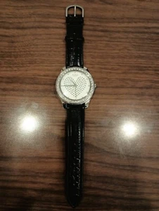 Sophie Women’s quartz analog wrist watch large silver tone case - Picture 1 of 4