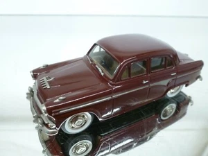 LANSDOWNE 12 1958 AUSTIN A105 SALOON - DARK RED 1:43 - GOOD CONDITION - 112 - Imagen 1 de 8
