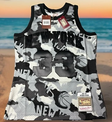MITCHELL & NESS NEW YORK KNICKS PATRICK EWING M JERSEY SWINGMAN HWC CAMO - Image 1 of 4