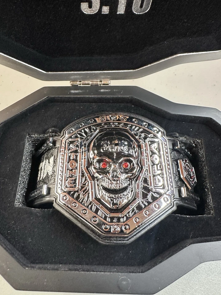 Cinturón Calavera Stone Cold Steve Austin Live Autografiado 3D Austin 3:16 WWE WWF Foto 1 de 4