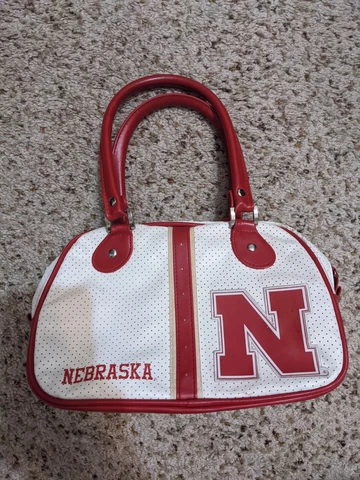Nebraska Huskers White/Red Purse with Handles Cover