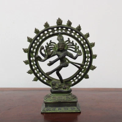 古董纳塔拉贾雕像跳舞湿婆雕塑老式印度教家庭花园装饰 — 第 1/4 张图片