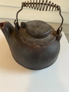 WAGNER WARE Cast Iron Tea Pot / Kettle w/Wire Handle & Swivel Lid Rusty *Read* - Picture 1 of 9