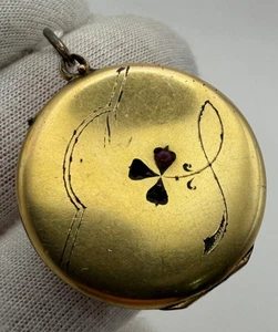 Antique Gold-Plated Locket Pendant – Photo Holder – Missing Stones – Vintage - Picture 1 of 11