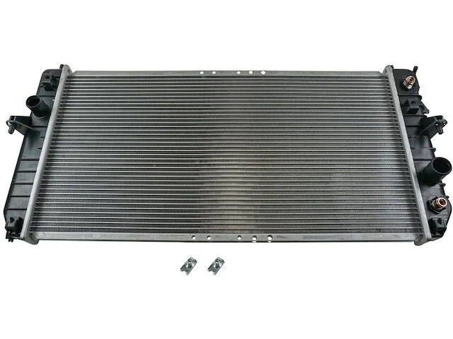 For 1997-2004 Buick Park Avenue Radiator 34461TR 2003 2002 2000 1999 1998 2001 — 第 1/2 张图片