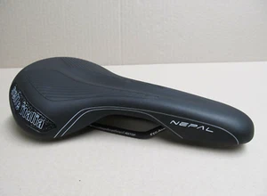 Selle Italia Nepal Saddle Black-White MTB Road Bike New 344 Grams - Picture 1 of 7