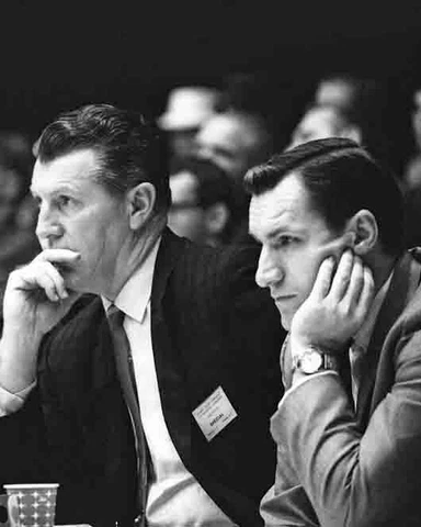 North Carolina Tar Heels FRANK MCGUIRE & DEAN SMITH Glossy 8x10 Photo UNC Poster Cover
