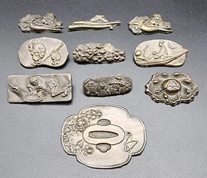 ANTIQUE JAPANESE HANDMADE MENUKI SET OF 10/LATE EDO PERIOD 1603/1868 - Picture 1 of 23