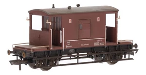 37-536 Bachmann OO Gauge 20 Ton Brake Van - Weathered (Pre-Owned) - Picture 1 of 1