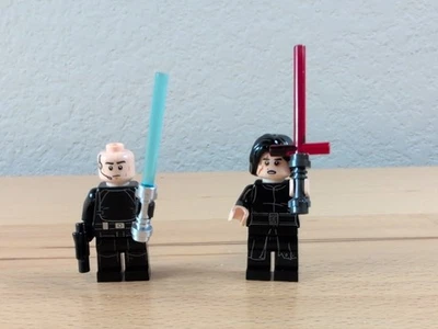 (2) LEGO Star Wars Kylo Ren Scar W/ Saber 75236, Imperial Gunner W/ Luke Head - Image 1 of 4