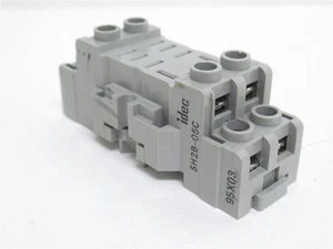 237342 Old-Stock; Idec SH2B-05C Relay Socket; 8-Position - Picture 1 of 5