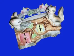 World Creations Ceramic Squirrel Planter Vintage - Picture 1 of 15