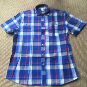 Camisa para hombre. L. 17 1/2 manga corta. Botón abajo. 100% algodón - Imagen 1 de 5