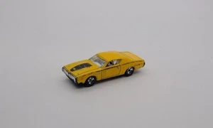 Hot Wheels Yellow '71 Dodge Charger R/T 440 Six Pack from 2010 New Models Series - Picture 1 of 9