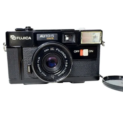 Fujifilm Fujica Auto-5 Date Fully Automatic - 35mm Point & Shoot Film Camera JPN - Image 1 of 4