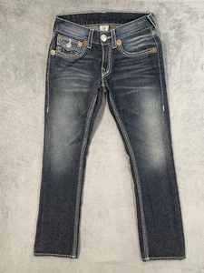 Jeans True Religion uomo 30x32 blu Ricky bootcut scuro punto spesso tasche con patta - Foto 1 di 12