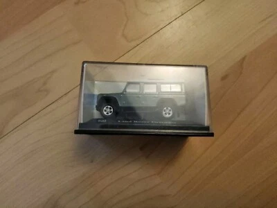 Литая под давлением зеленая модель автомобиля Hongwell Cararama Land Rover Defender 1:72 - Изображение 1 из 4