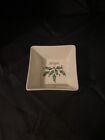Lenox Holiday Green Holly Leaves Berries Gold Rim White Square Hope Dish Bowl