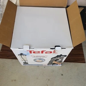 Tefal Pro Style Upright Garment Steamer - Picture 1 of 5