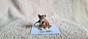 LITTLE CRITTERZ Tiger Cub "Sneak" Miniature Figurine New FREE SHIPPING LC407 - Picture 1 of 6