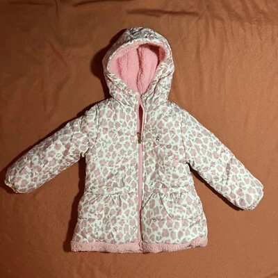 Oshkosh B’gosh Girls Animal Print Winter Jacket Hooded Lined Size 5 M1 Buy Now - Image 1 of 4