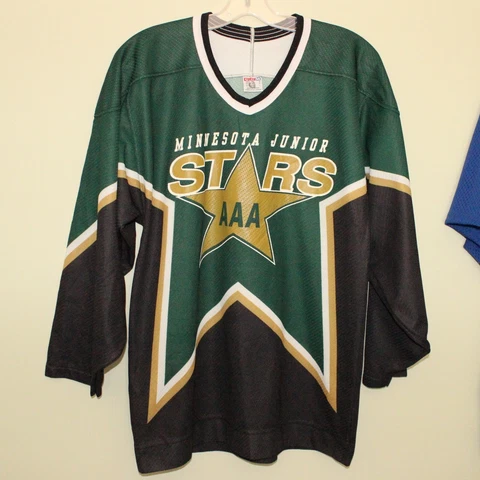near mint vintage Minnesota North Stars Junior AAA hockey jersey #8 CCM Maska Cover