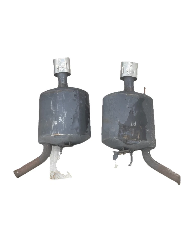 Silenciadores de escape trasero Infiniti G35/G37 07-13 con puntas cromadas Foto 1 de 4