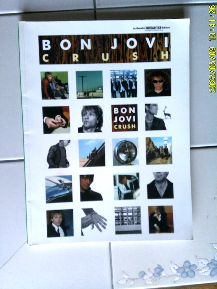 BON JOVI 吉他标签 / 标签 / CRUSH / BON JOVI 吉他 SONGBOOK 全新 JON 标签 — 第 1/1 张图片