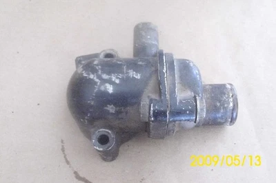 Triumph TR-3 etc. Carcaça do termostato, bom estado - Imagem 1 de 2