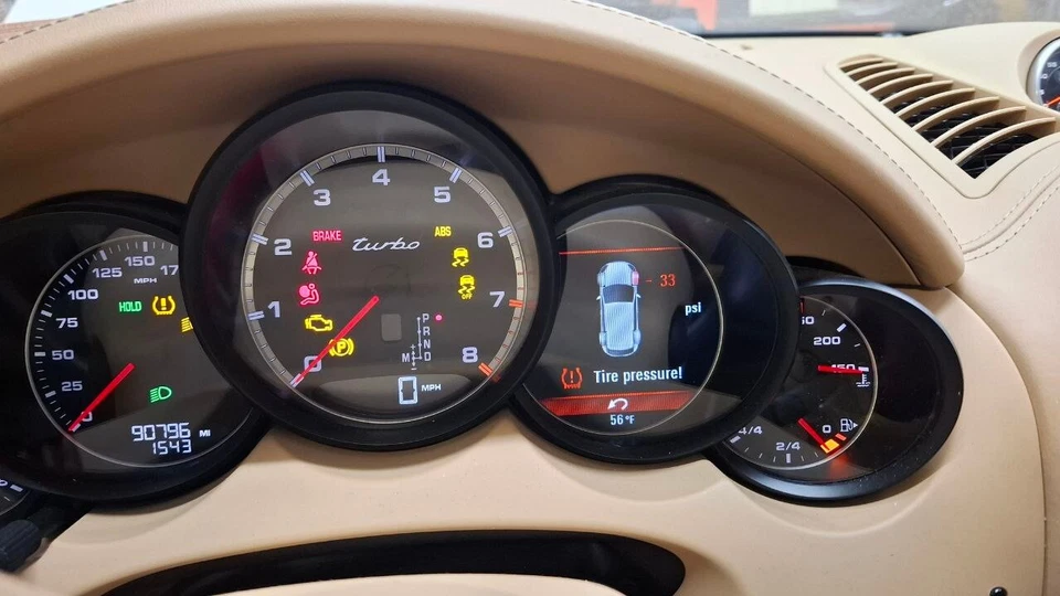 Porsche Cayenne 958 2012 turbo 4,8 L cuadro de instrumentos medidor velocímetro Foto 1 de 4